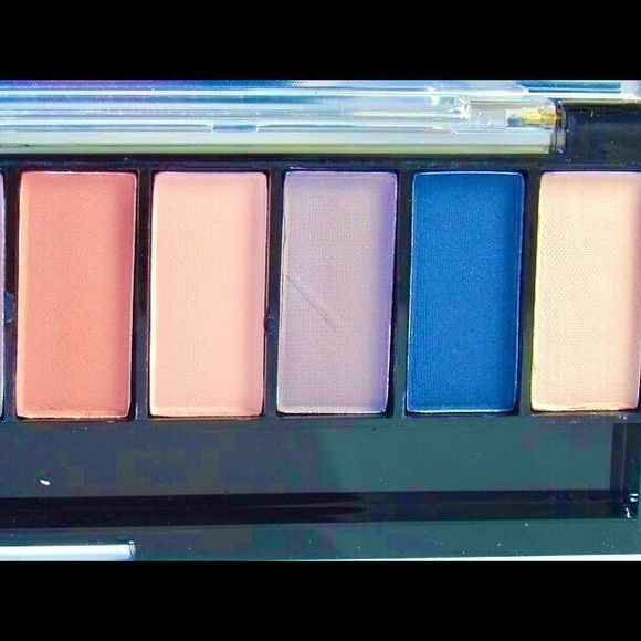 🎂 BIRTHDAY SUIT EYESHADOW PALETTE 🎂 - Picture 6 of 9